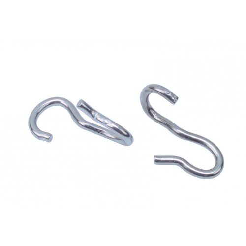 Hooks snaffle chain in pairs
