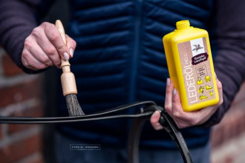 Leather oil Bense & Eicke black 1000 ml