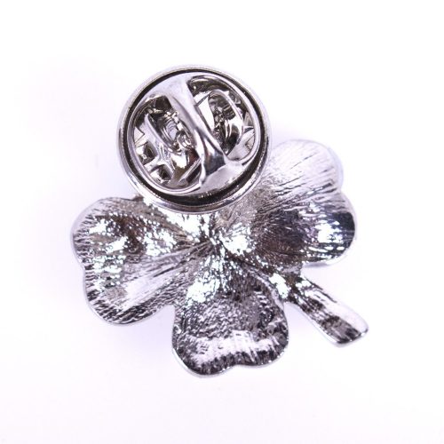 Kitűző QHP Lucky díszdobozban zöld 