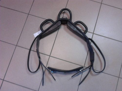 Voltizsheveder bőr póni kétcsatos fekete